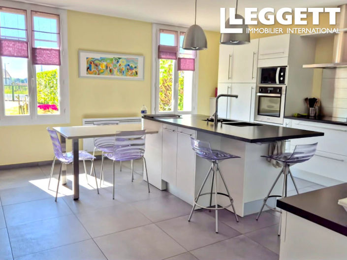 Image No.3-5 Bed House for sale