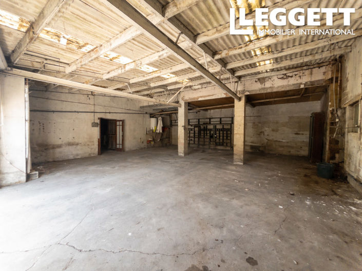 Image No.8-4 Bed House for sale