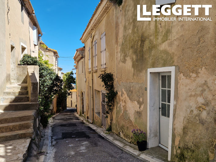 Image No.2-4 Bed House for sale