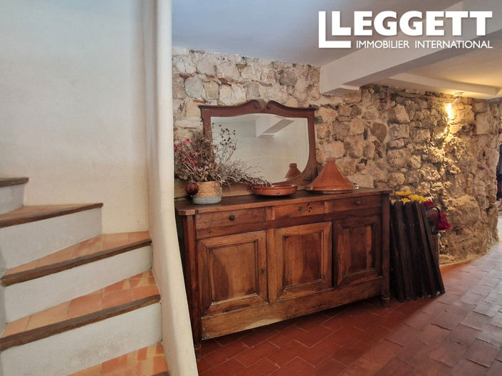 Image No.8-4 Bed House for sale
