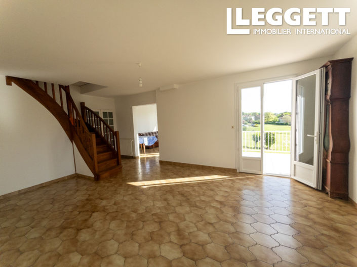 Image No.3-3 Bed House for sale