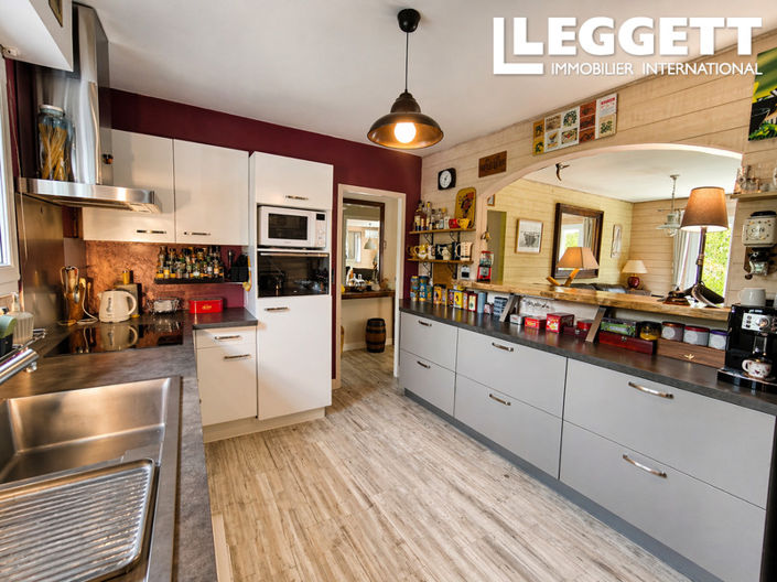 Image No.3-4 Bed House for sale