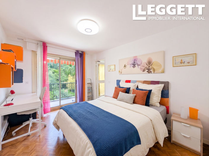 Image No.7-2 Bed Apartment for sale