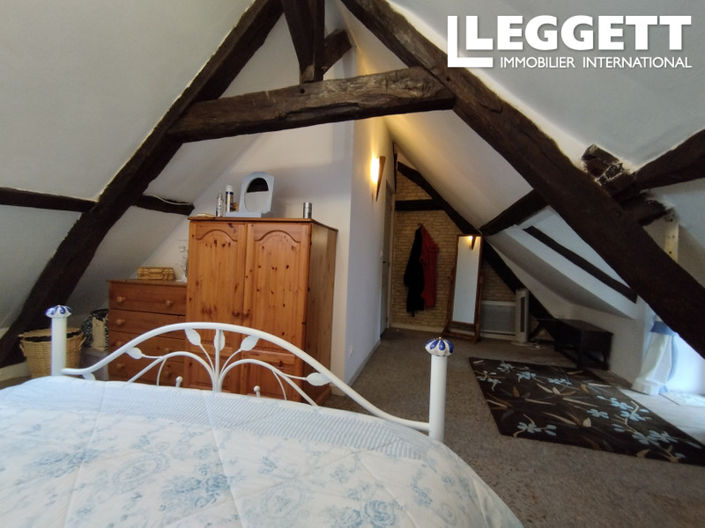 Image No.5-2 Bed House for sale