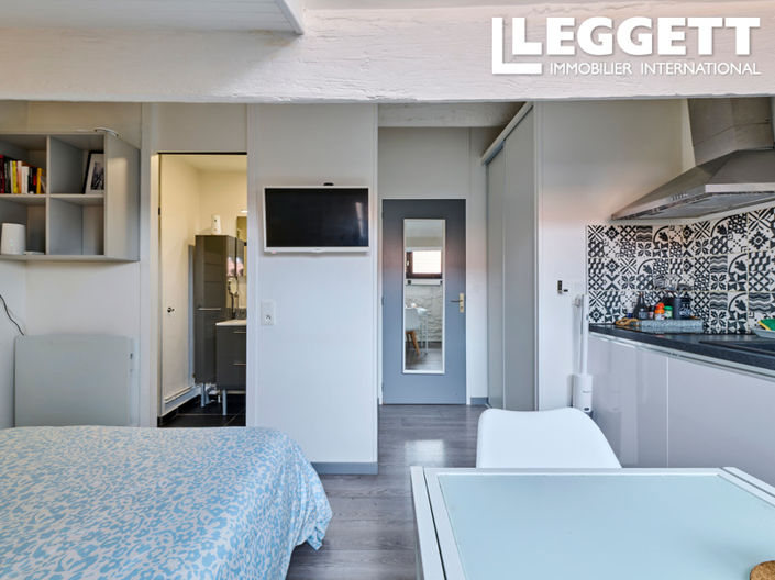 Image No.6-Apartment for sale