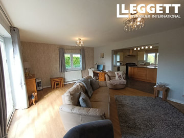 ahr0chm6ly9jzg4uagvzdglhlmltbw8vaw1hz2uvvevom