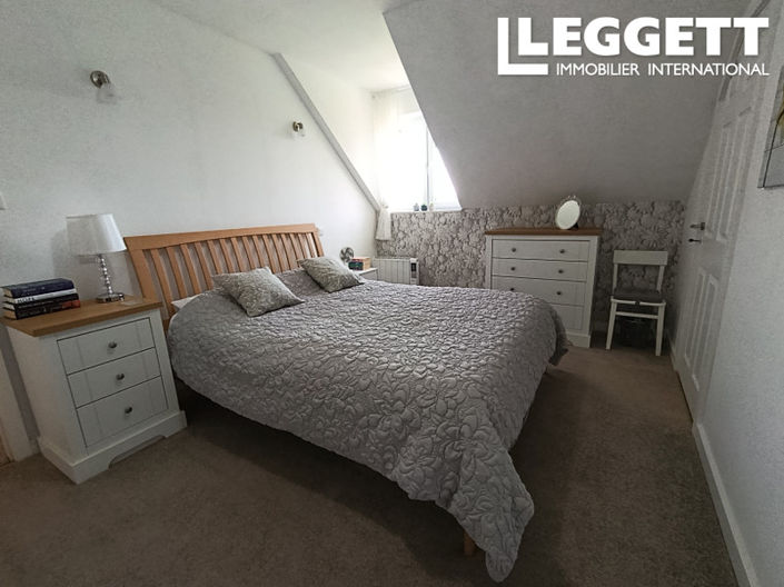 Image No.7-4 Bed House for sale