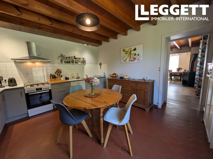 Image No.2-3 Bed House for sale