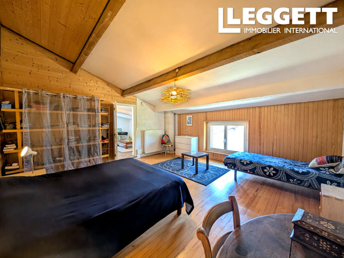 Image No.6-3 Bed House for sale