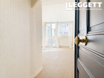 ahr0chm6ly9jzg4uagvzdglhlmltbw8vaw1hz2uvvevom