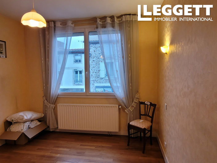 Image No.5-2 Bed Commercial for sale