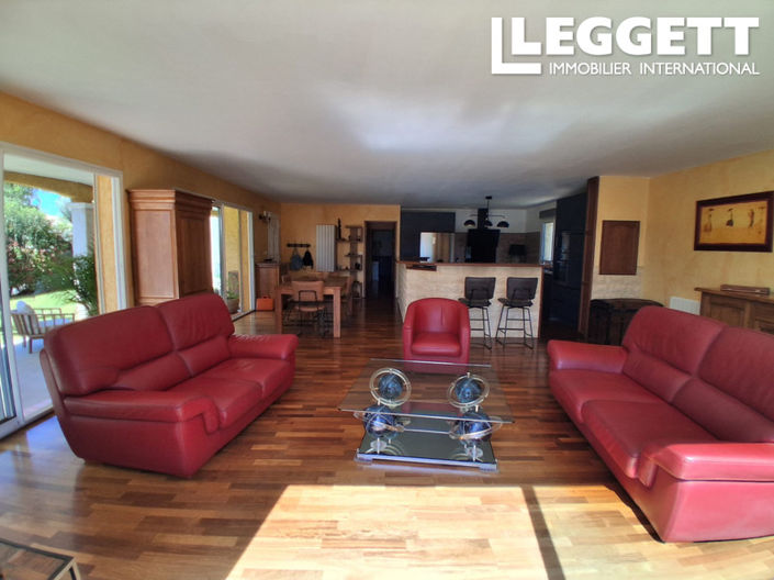 Image No.5-4 Bed House for sale