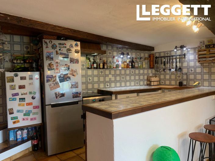 Image No.5-2 Bed House for sale