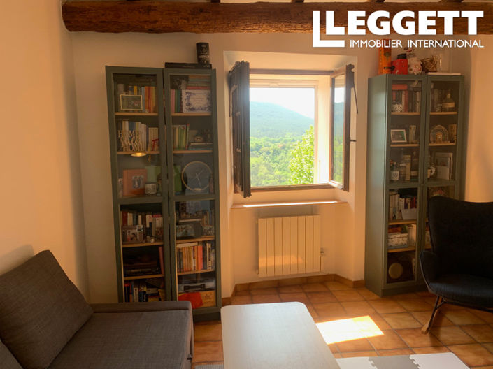 Image No.9-2 Bed House for sale