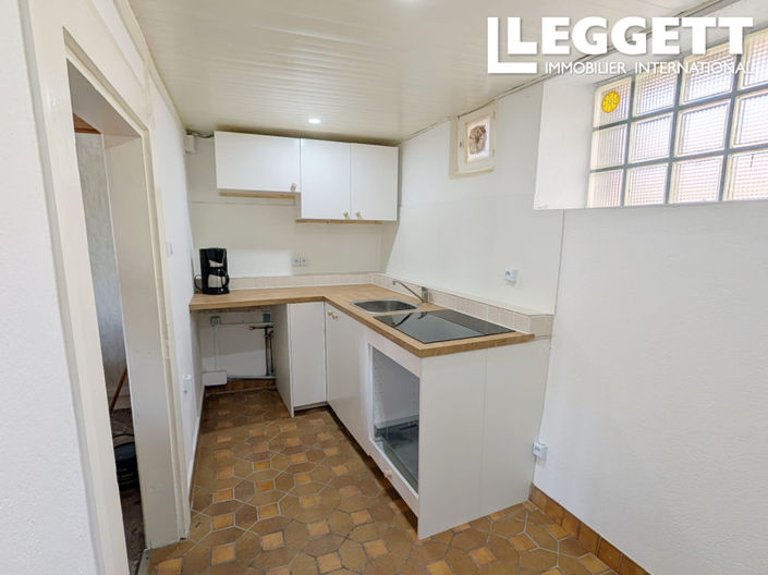 Image No.5-2 Bed House for sale