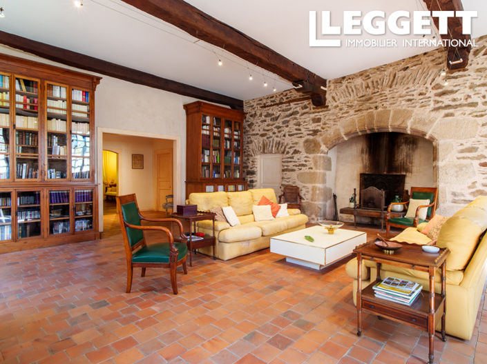 Image No.4-5 Bed House for sale
