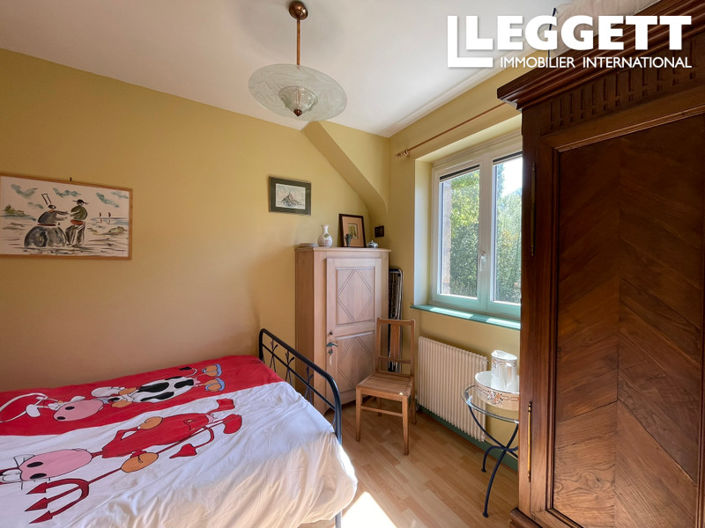 Image No.4-2 Bed House for sale