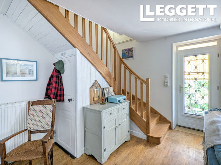 Image No.6-4 Bed House for sale