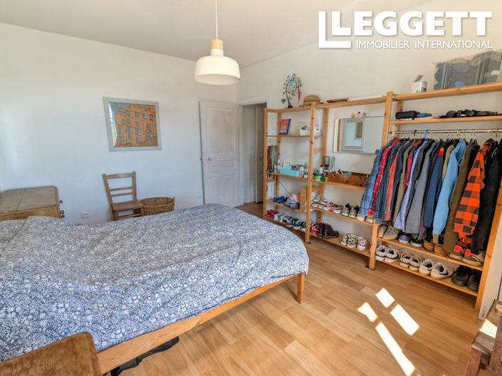 Image No.7-4 Bed House for sale