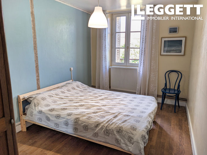 Image No.9-4 Bed House for sale