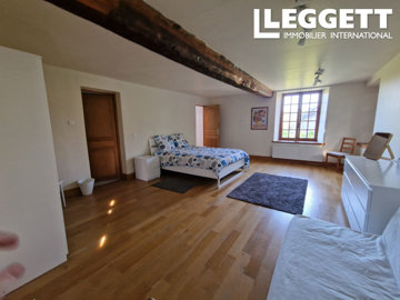 ahr0chm6ly9jzg4uagvzdglhlmltbw8vaw1hz2uvvevom