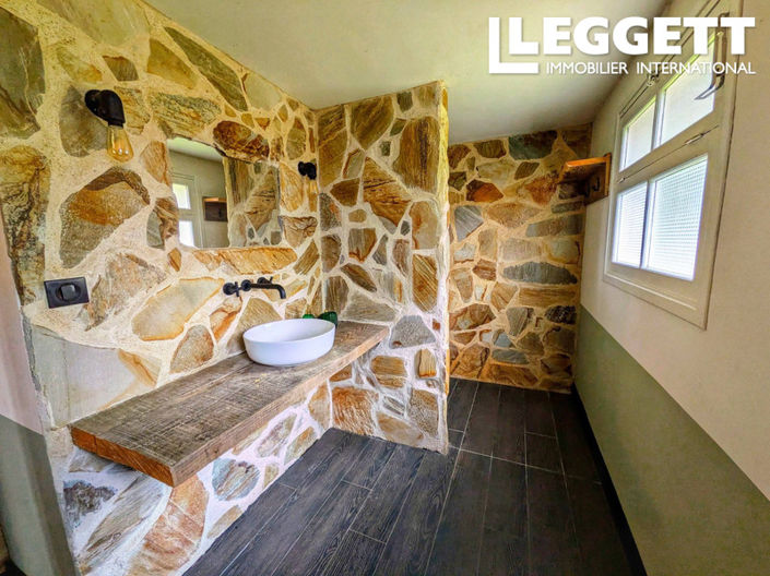 Image No.7-2 Bed House for sale