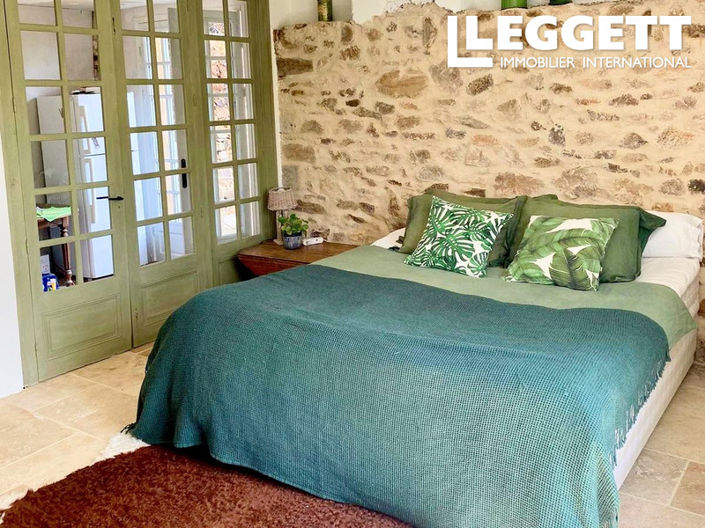 Image No.7-2 Bed House for sale