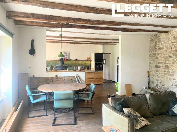 Image No.8-2 Bed House for sale