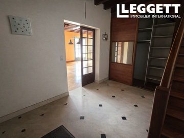 ahr0chm6ly9jzg4uagvzdglhlmltbw8vaw1hz2uvvevom