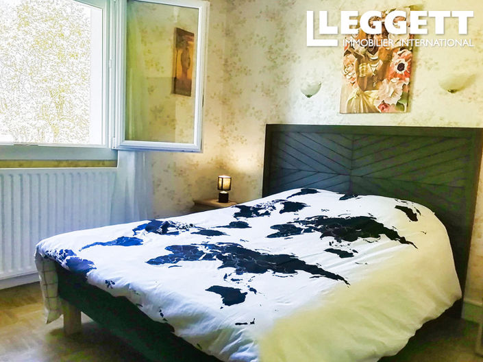 Image No.7-3 Bed House for sale