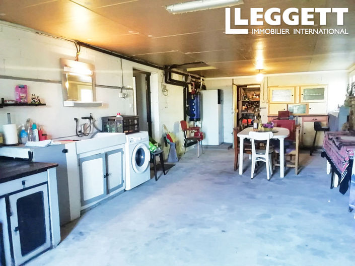 Image No.9-3 Bed House for sale