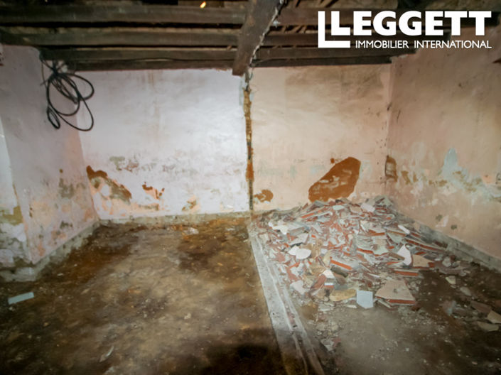 Image No.6-House for sale