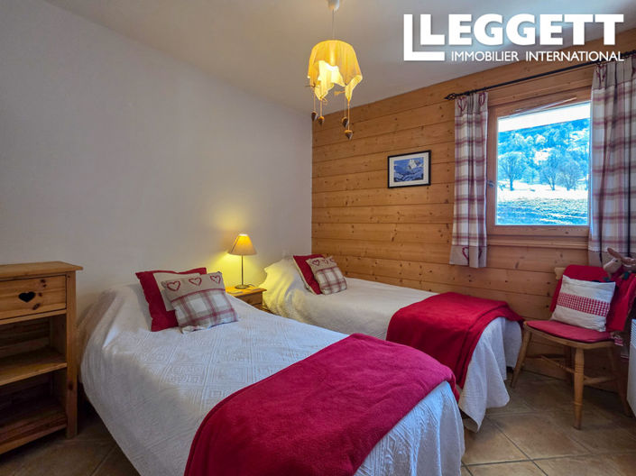 Image No.8-3 Bed Apartment for sale