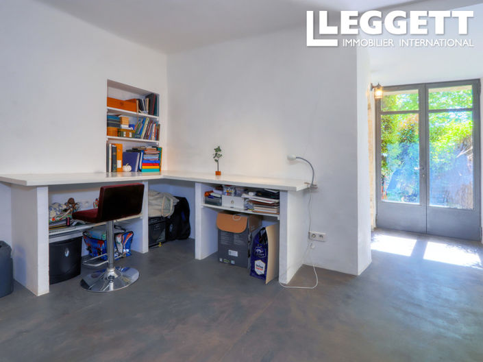 Image No.6-3 Bed House for sale