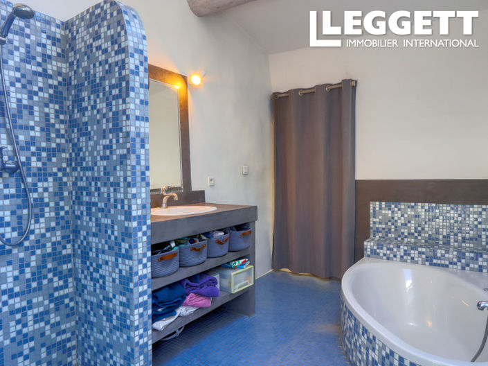 Image No.9-3 Bed House for sale