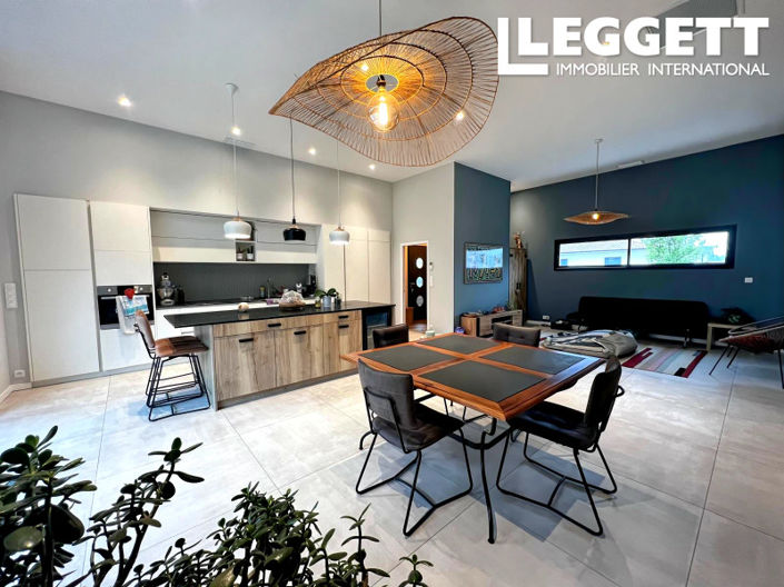 Image No.4-Maison de 3 chambres à vendre à Camblanes-et-Meynac