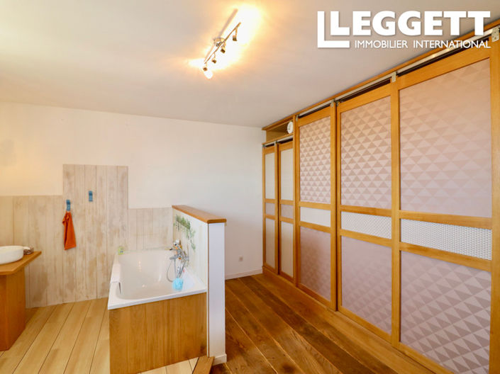 Image No.7-Maison de 3 chambres à vendre à Yvrac-et-Malleyrand