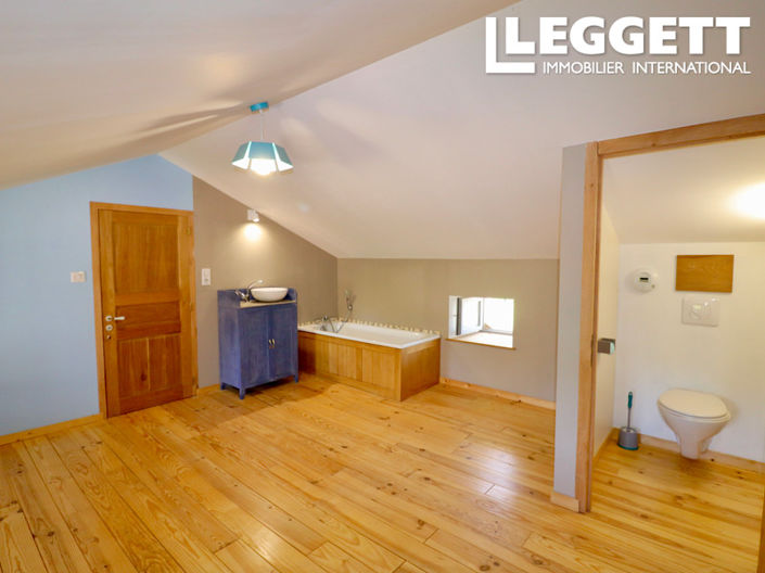 Image No.8-Maison de 3 chambres à vendre à Yvrac-et-Malleyrand