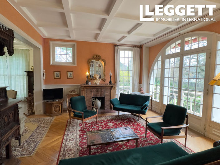 Image No.3-6 Bed House for sale