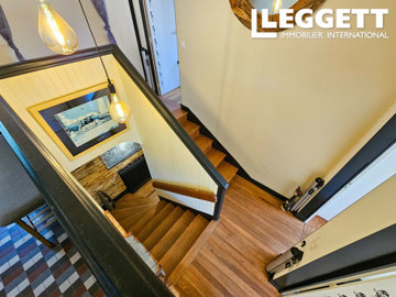 ahr0chm6ly9jzg4uagvzdglhlmltbw8vaw1hz2uvvevom