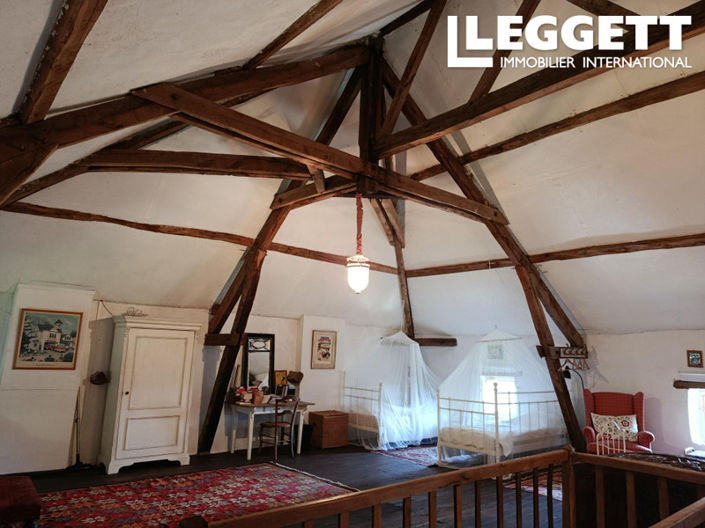 Image No.6-3 Bed House for sale