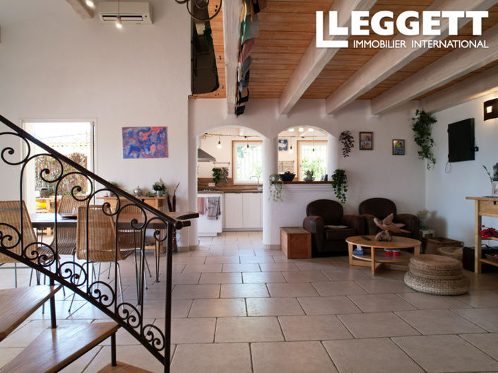 Image No.10-4 Bed House for sale