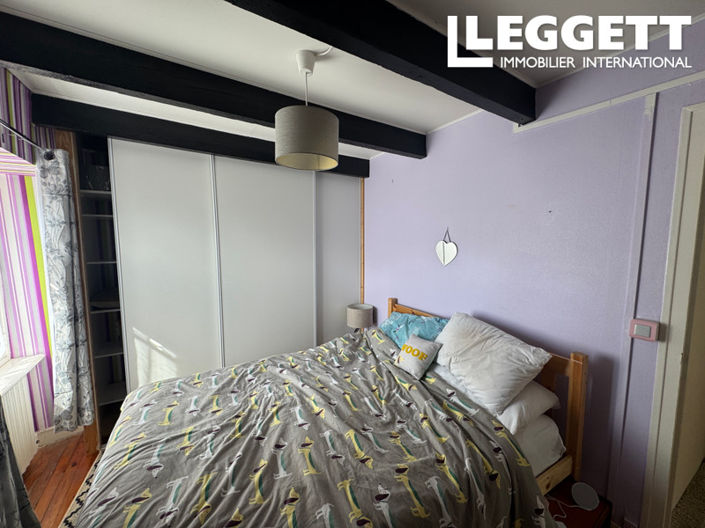 Image No.9-4 Bed House for sale