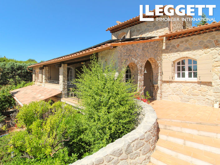 Image No.4-6 Bed House for sale