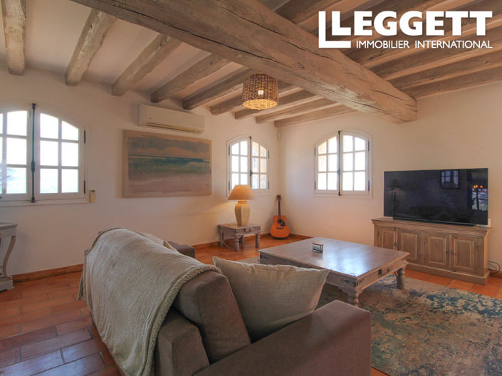 Image No.9-6 Bed House for sale
