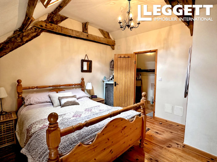 Image No.8-2 Bed House for sale