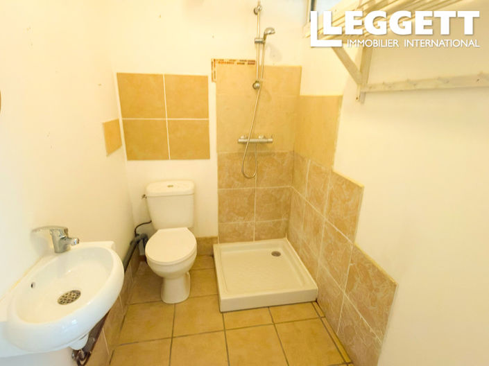 Image No.4-1 Bed House for sale
