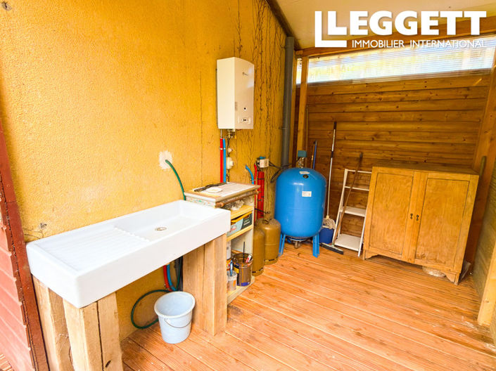 Image No.6-1 Bed House for sale