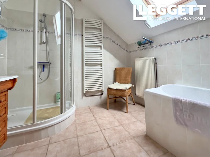 Image No.5-3 Bed House for sale
