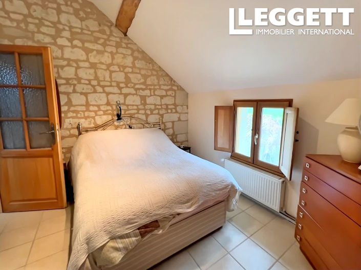 Image No.9-3 Bed House for sale